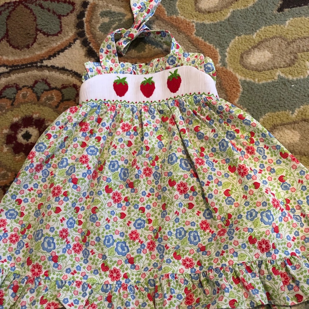 Girls Smocked Dress - Picture 1 of 1